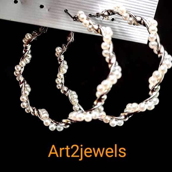 Hoop earrings - Picture 1 of 2